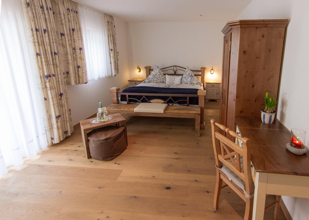 Hotel Alpenblick Riedering Buitenkant foto
