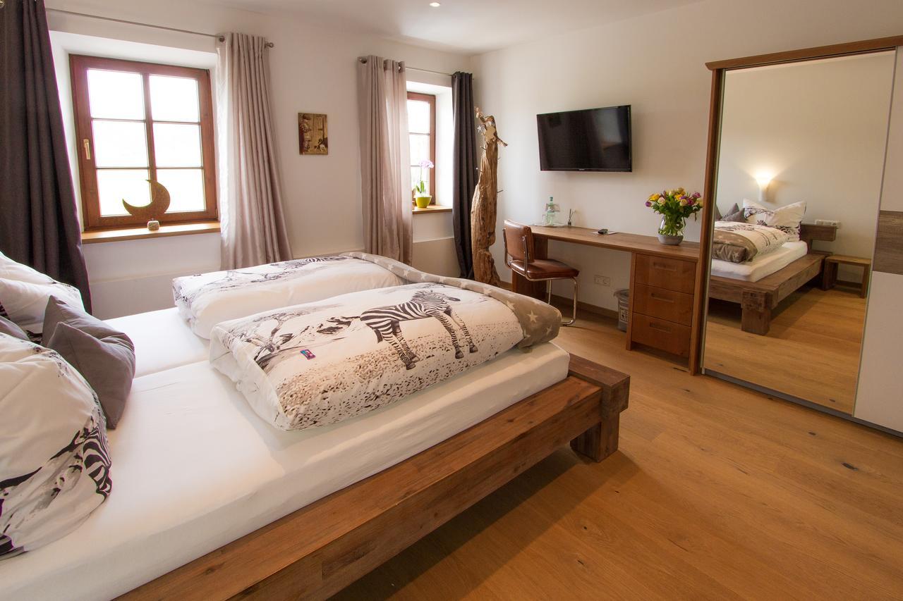 Hotel Alpenblick Riedering Buitenkant foto