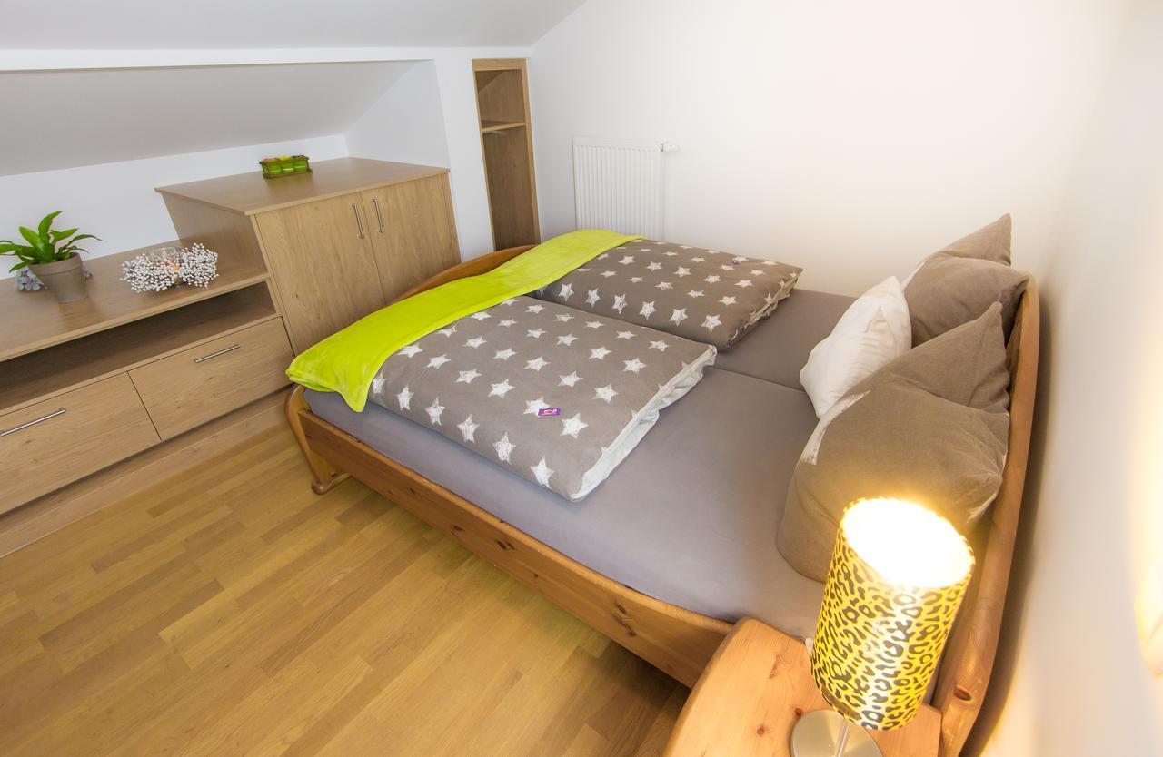 Hotel Alpenblick Riedering Buitenkant foto