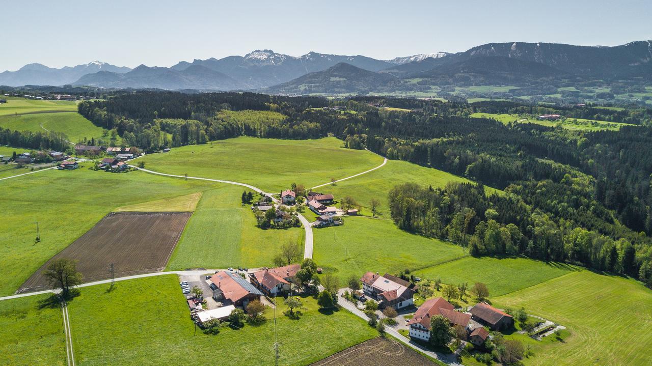 Hotel Alpenblick Riedering Buitenkant foto